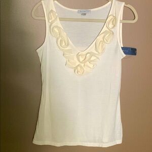 Bandolino Cream V-Neck Tank Top with Floral Accents